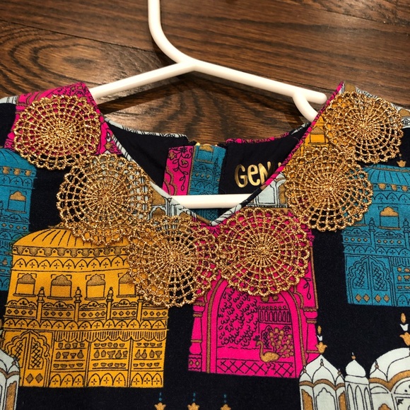 Beautiful dress size 18 months, OshKosh - Picture 2 of 4